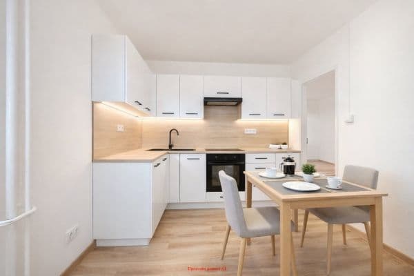 2 bedroom flat to rent, 52 m², Dlouhá třída, Havířov-Město 2 bedroom flat to rent, 52 m², Dlouhá třída, Havířov-Město