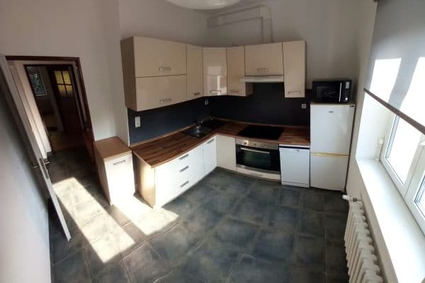 2 bedroom flat to rent, 36 m², Husovo náměstí, Praha 2 bedroom flat to rent, 36 m², Husovo náměstí, Praha
