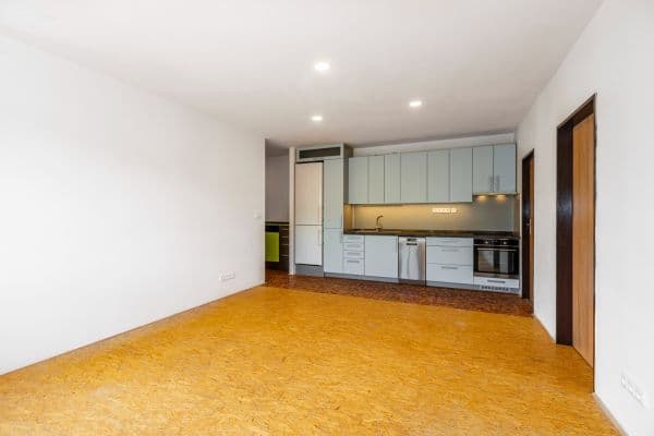 2 bedroom with open-plan kitchen flat to rent, 70 m², Topolová, Milovice 2 bedroom with open-plan kitchen flat to rent, 70 m², Topolová, Milovice