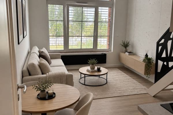 Studio flat to rent, 38 m², Mladoboleslavská, Praha Studio flat to rent, 38 m², Mladoboleslavská, Praha