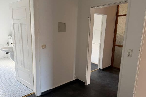 3 bedroom flat to rent, 57 m², Hellmundstraße 4, Wiesbaden 3 bedroom flat to rent, 57 m², Hellmundstraße 4, Wiesbaden