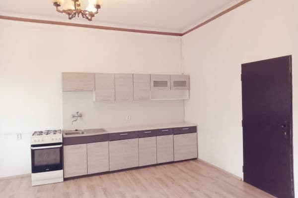 2 bedroom with open-plan kitchen flat to rent, 78 m², Pražská, Mělník 2 bedroom with open-plan kitchen flat to rent, 78 m², Pražská, Mělník