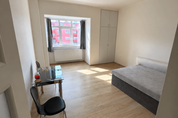 Studio flat to rent, 31 m², 5. května, Praha Studio flat to rent, 31 m², 5. května, Praha