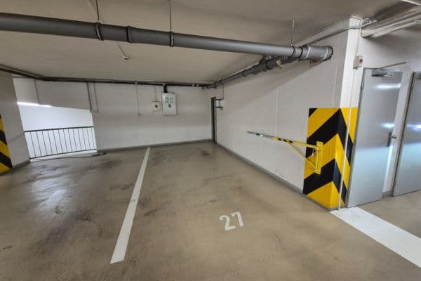 garage to rent, 26 m², Drahobejlova, Praha garage to rent, 26 m², Drahobejlova, Praha