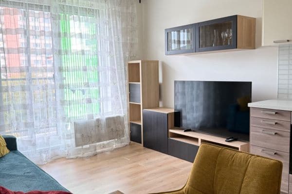 Studio flat to rent, 31 m², Nad Úžlabinou, Praha Studio flat to rent, 31 m², Nad Úžlabinou, Praha