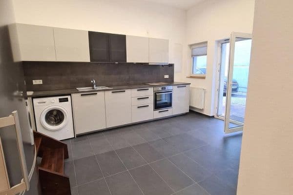 1 bedroom with open-plan kitchen flat to rent, 70 m², St. Leon-Rot 1 bedroom with open-plan kitchen flat to rent, 70 m², St. Leon-Rot
