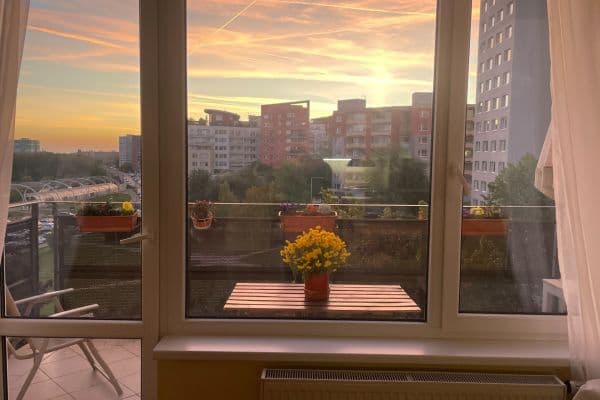 1 bedroom with open-plan kitchen flat to rent, 48 m², Wassermannova, Praha 1 bedroom with open-plan kitchen flat to rent, 48 m², Wassermannova, Praha