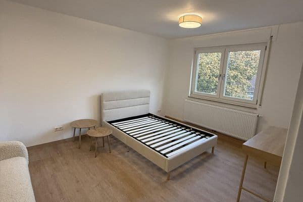 Studio flat to rent, 33 m², Forstr. 93, Stuttgart, Baden-Württemberg Studio flat to rent, 33 m², Forstr. 93, Stuttgart, Baden-Württemberg