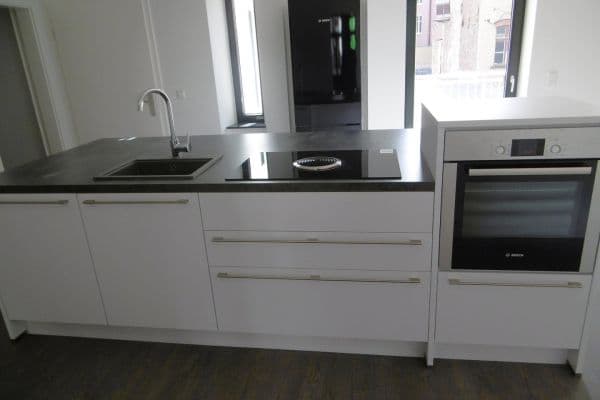 1 bedroom with open-plan kitchen flat to rent, 95 m², Innere Plauensche Str.21, Zwickau, Saxony 1 bedroom with open-plan kitchen flat to rent, 95 m², Innere Plauensche Str.21, Zwickau, Saxony