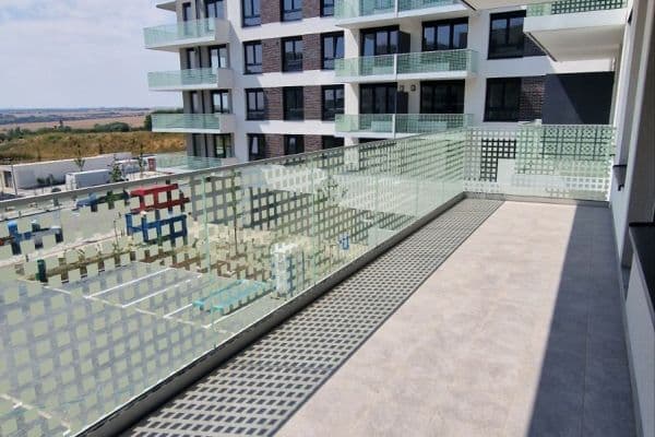 3 bedroom with open-plan kitchen flat to rent, 113 m², Thomasova, Praha 3 bedroom with open-plan kitchen flat to rent, 113 m², Thomasova, Praha