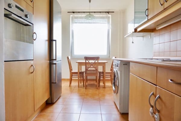 3 bedroom flat to rent, 73 m², Vazovova, Praha 3 bedroom flat to rent, 73 m², Vazovova, Praha