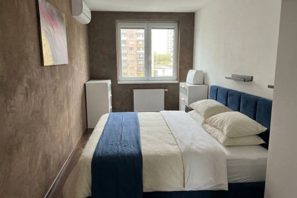 1 bedroom with open-plan kitchen flat to rent, 55 m², Pod Harfou, Praha 1 bedroom with open-plan kitchen flat to rent, 55 m², Pod Harfou, Praha
