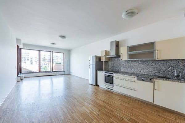 1 bedroom with open-plan kitchen flat to rent, 73 m², Rohanské nábřeží, Praha 1 bedroom with open-plan kitchen flat to rent, 73 m², Rohanské nábřeží, Praha