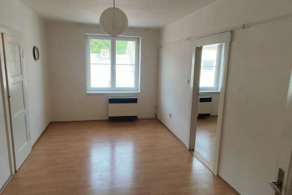 Flat to rent Flat to rent