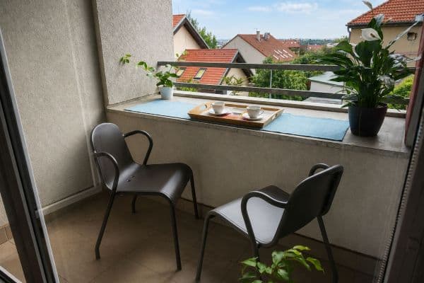 1 bedroom with open-plan kitchen flat to rent, 74 m², Nad Šestikopy, Praha 1 bedroom with open-plan kitchen flat to rent, 74 m², Nad Šestikopy, Praha
