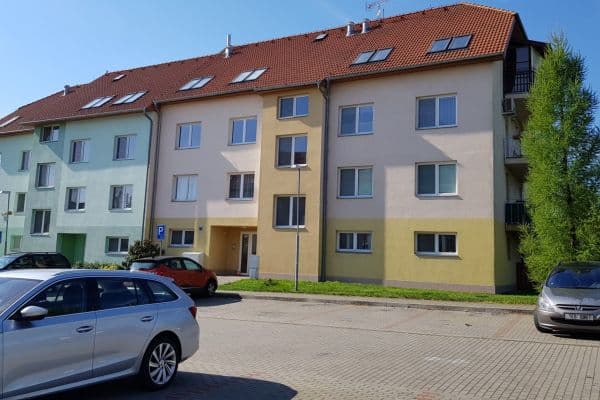2 bedroom flat to rent, 60 m², Pionýrská, 2 bedroom flat to rent, 60 m², Pionýrská,