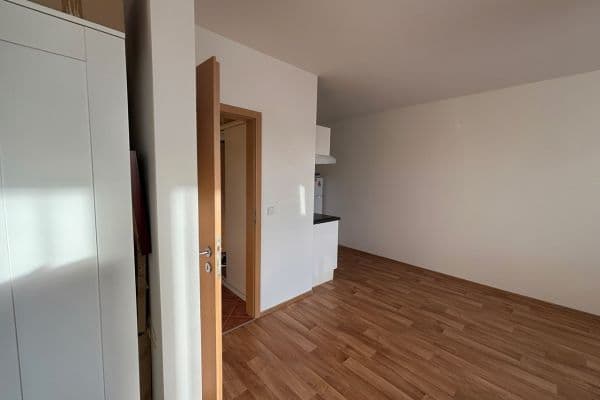 Flat to rent Flat to rent
