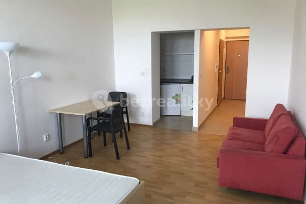 Studio flat to rent, 37 m², Rušná, Studio flat to rent, 37 m², Rušná,