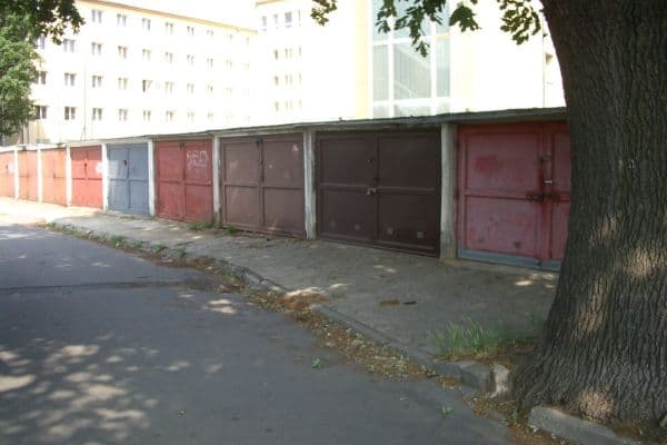 garage to rent, 20 m², Sazenice, garage to rent, 20 m², Sazenice,