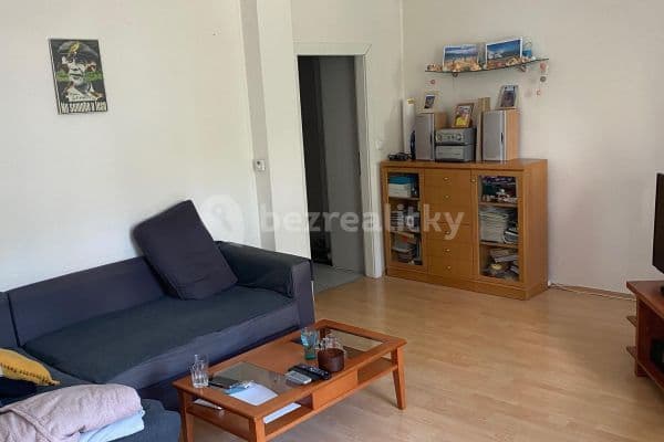 1 bedroom with open-plan kitchen flat to rent, 56 m², Moravska, Praha 1 bedroom with open-plan kitchen flat to rent, 56 m², Moravska, Praha