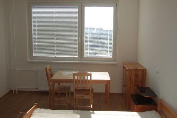 Small studio flat to rent, 33 m², Benkova, Hlavní město Praha Small studio flat to rent, 33 m², Benkova, Hlavní město Praha