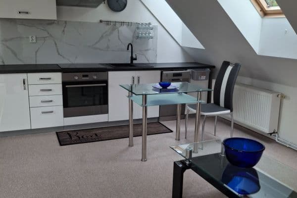 Studio flat to rent, 72 m², Holekova, Prague, Prague Studio flat to rent, 72 m², Holekova, Prague, Prague