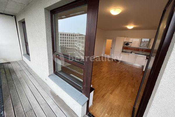 1 bedroom with open-plan kitchen flat to rent, 62 m², U Uranie, Praha