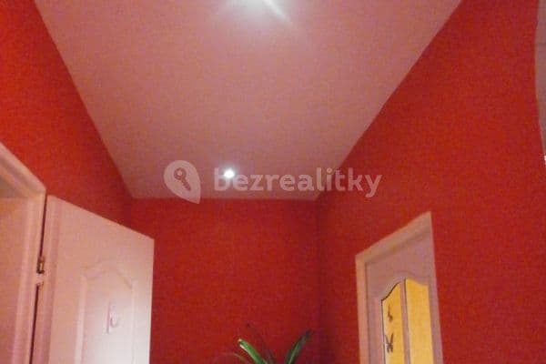 3 bedroom flat to rent, 20 m², Na Domovině, Praha 3 bedroom flat to rent, 20 m², Na Domovině, Praha