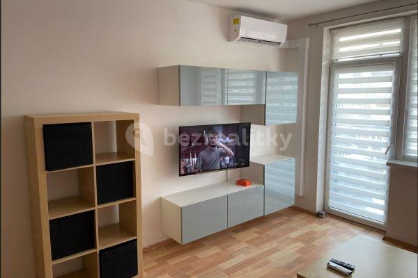 1 bedroom with open-plan kitchen flat to rent, 56 m², Podkovářská, Praha