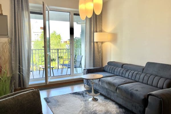 1 bedroom with open-plan kitchen flat to rent, 53 m², Kakosova, Praha 1 bedroom with open-plan kitchen flat to rent, 53 m², Kakosova, Praha