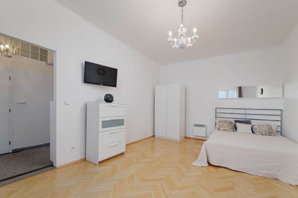 Studio flat to rent, 30 m², Tusarova, Praha Studio flat to rent, 30 m², Tusarova, Praha