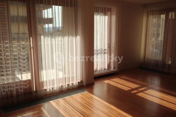 Studio flat to rent, 35 m², Praha Studio flat to rent, 35 m², Praha