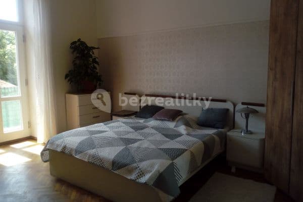 Flat to rent Flat to rent