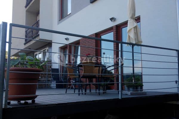 Studio flat to rent, 40 m², Šikulova, Brno Studio flat to rent, 40 m², Šikulova, Brno