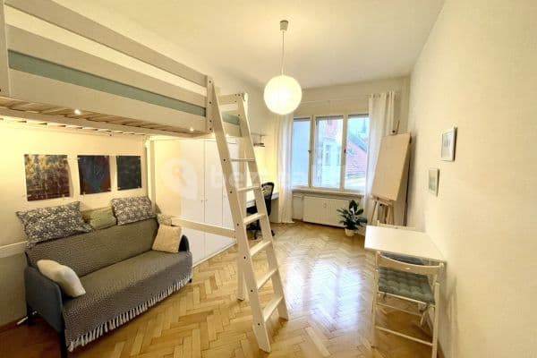 Studio flat to rent, 28 m², Veverkova, Prague, Prague