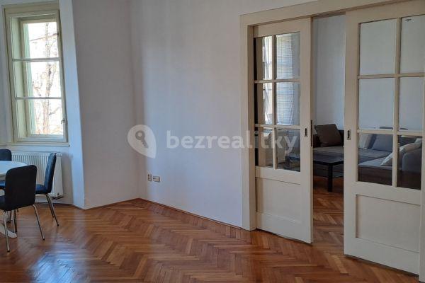 5 bedroom flat to rent, 139 m², Stavitelská, Prague, Prague