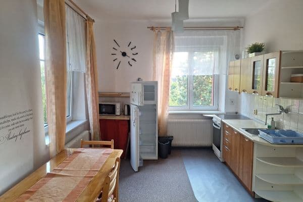 1 bedroom flat to rent, 44 m², Edisonova, Praha 1 bedroom flat to rent, 44 m², Edisonova, Praha
