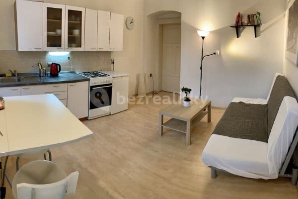 1 bedroom with open-plan kitchen flat to rent, 40 m², Ostrovní, 