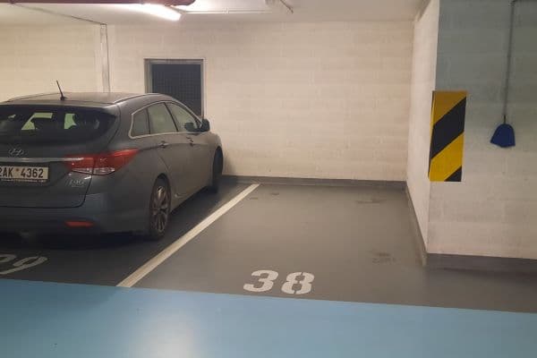 garage to rent, 18 m², Bechlínská, Praha garage to rent, 18 m², Bechlínská, Praha