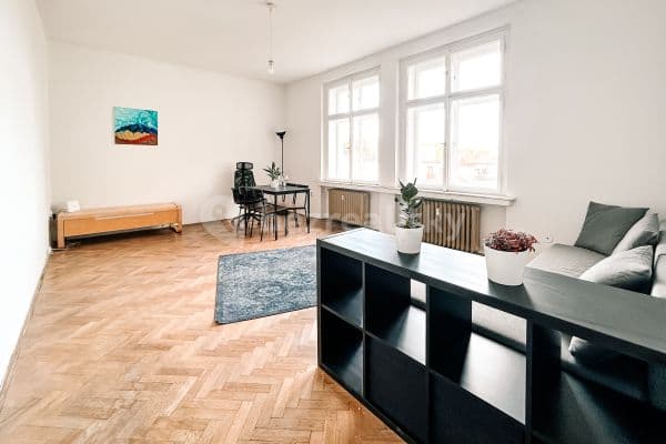 2 bedroom flat to rent, 58 m², Husinecká, Praha