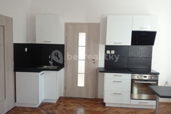 Studio flat to rent, 30 m², Korálková, Jablonec nad Nisou Studio flat to rent, 30 m², Korálková, Jablonec nad Nisou
