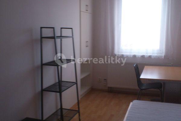 4 bedroom flat to rent, 13 m², Došlíkova, Brno-Židenice