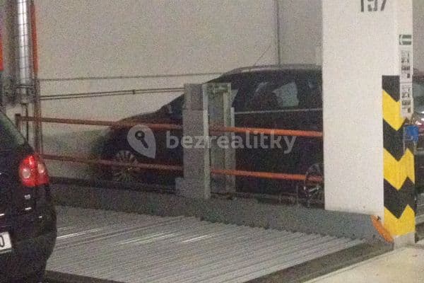 garage to rent, 12 m², Poupětova, Praha garage to rent, 12 m², Poupětova, Praha