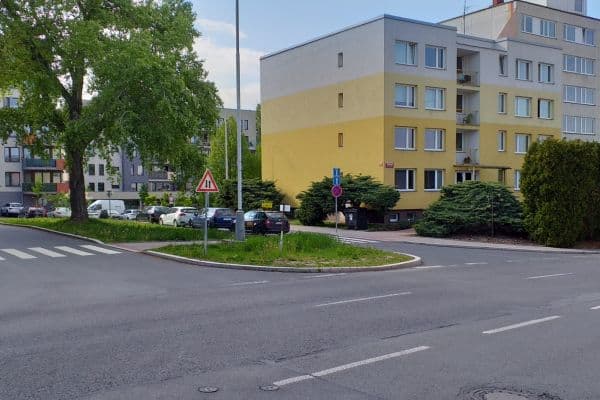 Flat to rent Flat to rent
