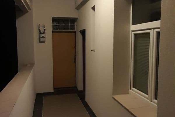 1 bedroom flat to rent, 49 m², Františka Kadlece, Praha 8 1 bedroom flat to rent, 49 m², Františka Kadlece, Praha 8