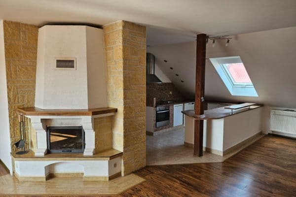 2 bedroom with open-plan kitchen flat to rent, 95 m², Rudolfovská tř., 2 bedroom with open-plan kitchen flat to rent, 95 m², Rudolfovská tř.,