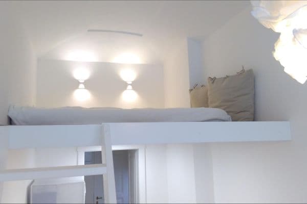 Studio flat to rent, 20 m², Jana Zajíce, Praha Studio flat to rent, 20 m², Jana Zajíce, Praha