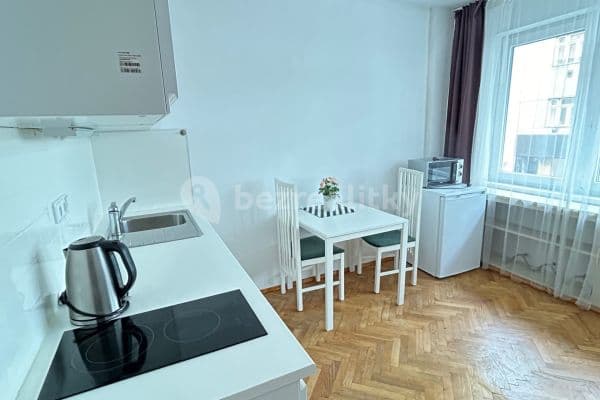 Studio flat to rent, 20 m², Pekařská, Brno Studio flat to rent, 20 m², Pekařská, Brno