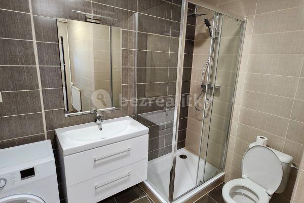 4 bedroom flat to rent, 125 m², Ronkova, Praha
