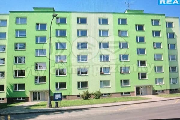 1 bedroom with open-plan kitchen flat to rent, 39 m², Komenského náměstí, Litomyšl 1 bedroom with open-plan kitchen flat to rent, 39 m², Komenského náměstí, Litomyšl